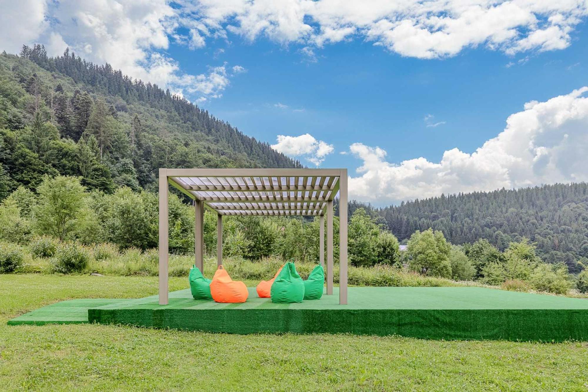 Edelweiss Hotel Yaremche Bagian luar foto